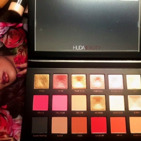 NEW/NEVER USED LIMITED EDITION Huda Beauty Rose Gold Remastered Palette